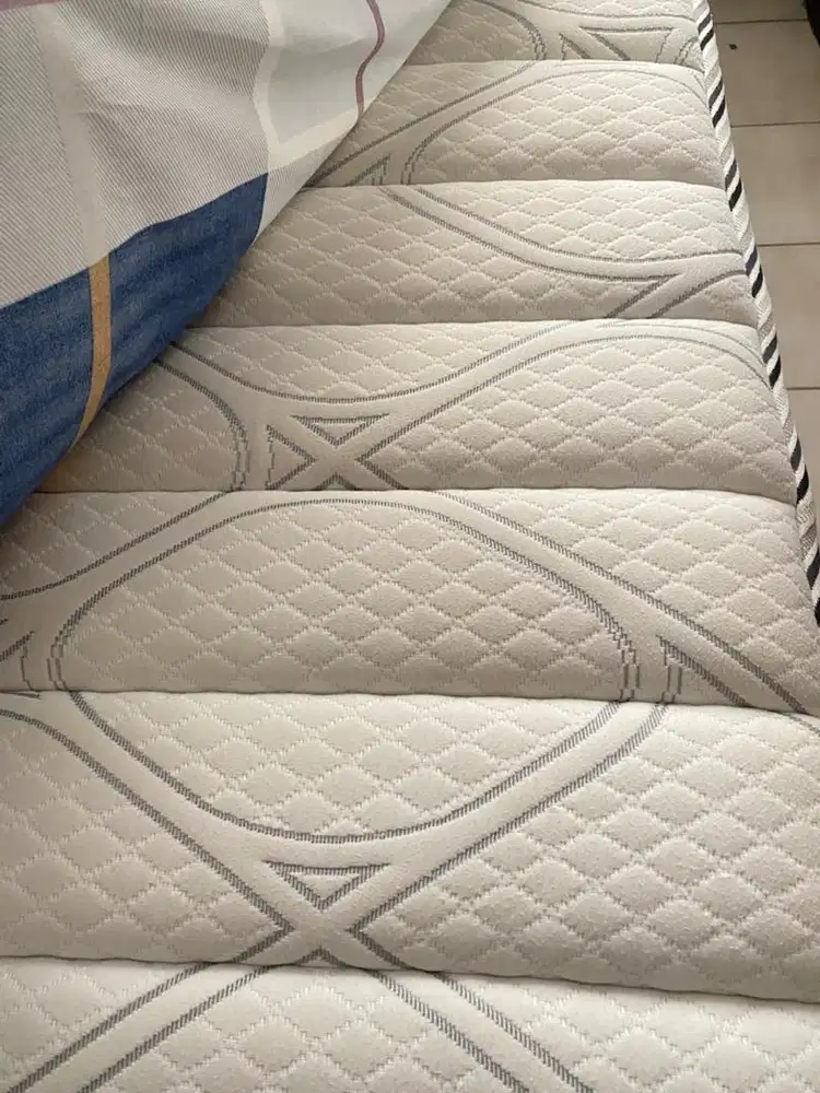Kasur Comforta.