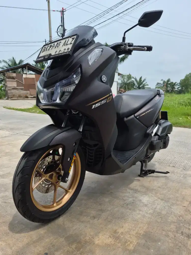 Yamaha lexi lx 155 S version