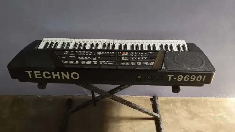 Keyboard TECHNO T-9690i
