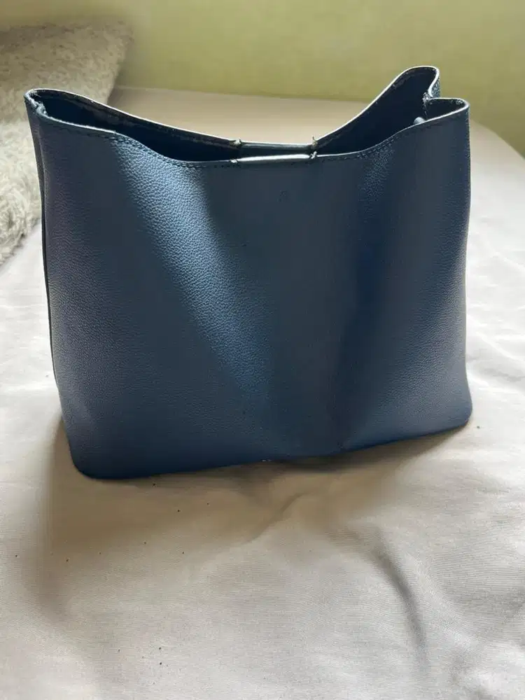 Charles & keith