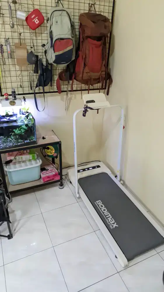 TREADMILL / RUNNING PAD / ALAT OLAHRAGA / GYM