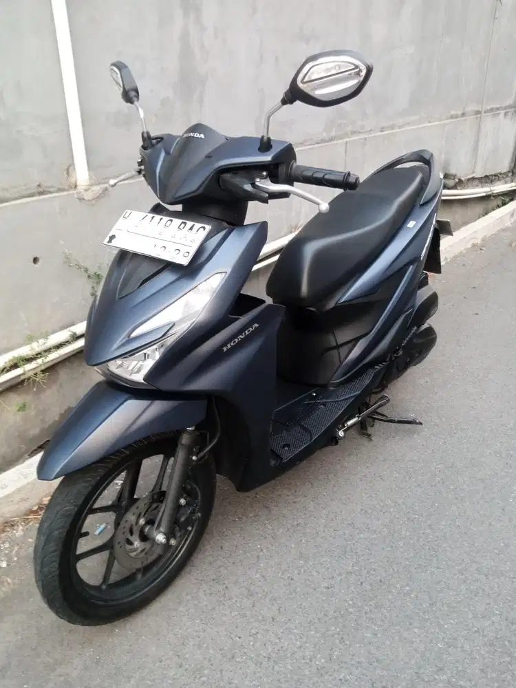 Honda Beat Deluxe smartkey keyless 2024 biru dob
