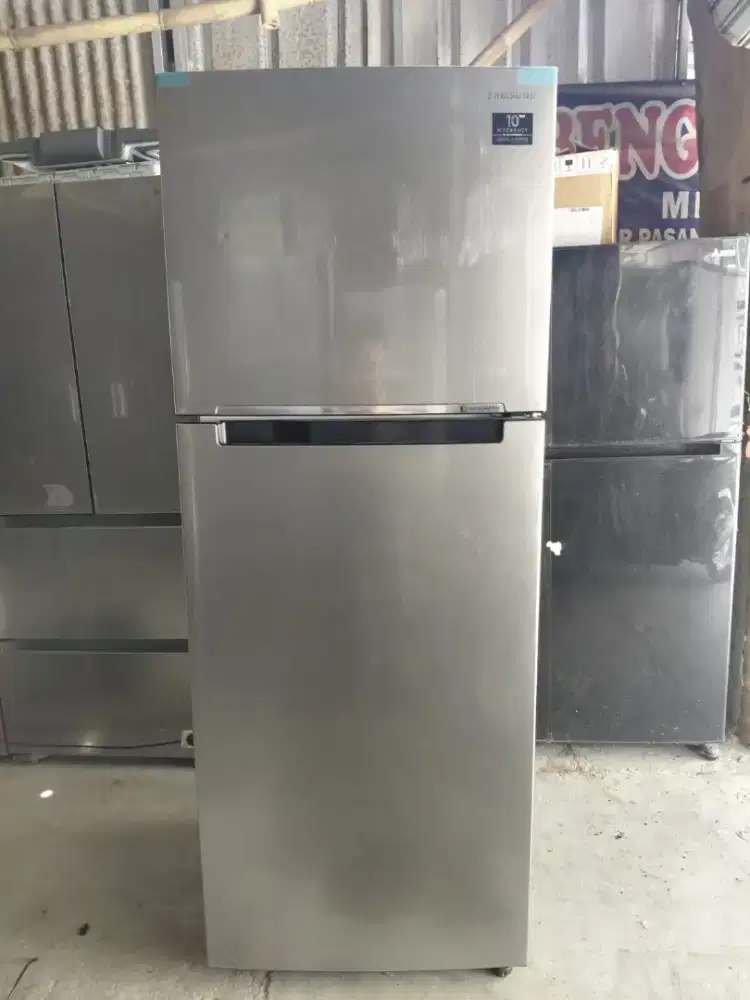 Kulkas 2 pintu SAMSUNG INVERTER