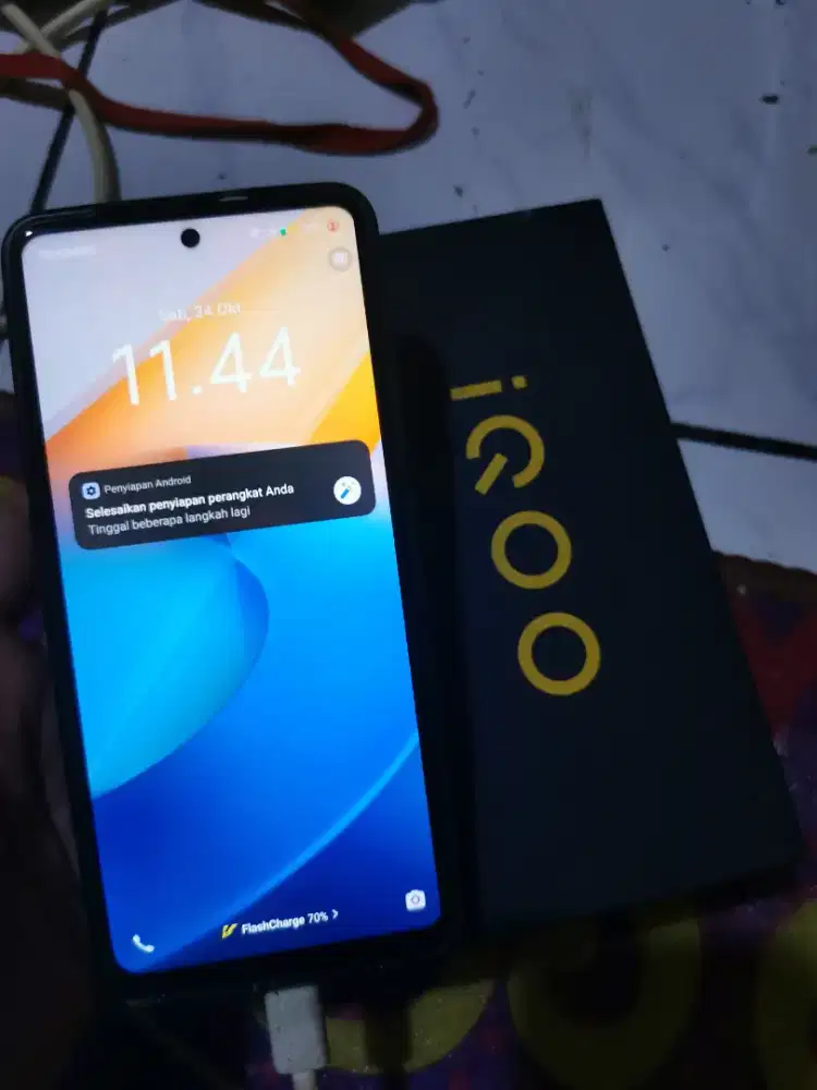 Iqoo Z7 5G ram 8+8/128