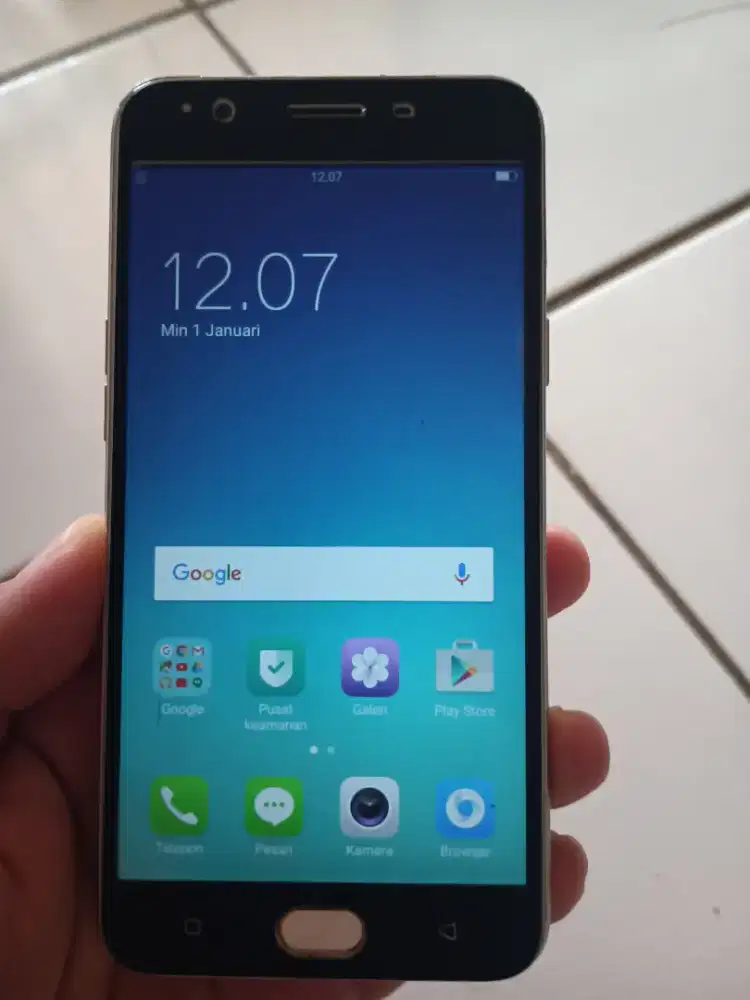 Oppo f1s 4/64 gold white