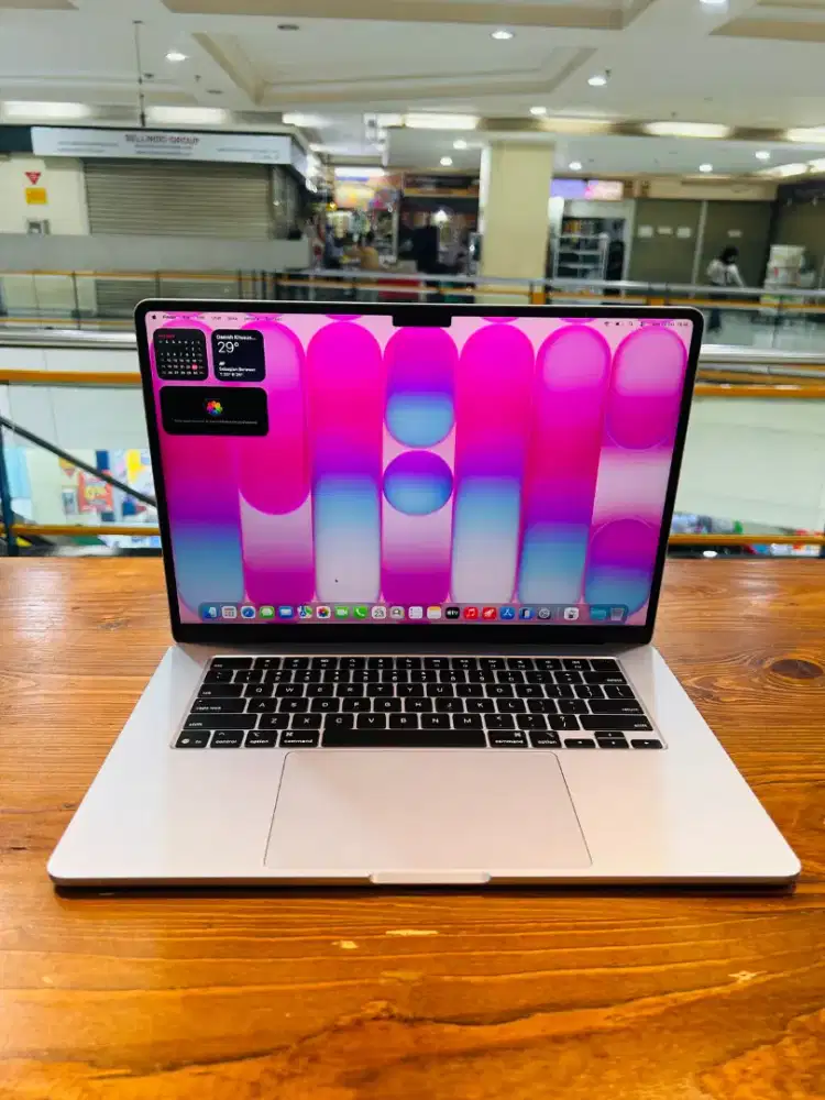 Macbook Air 15 inch 2025