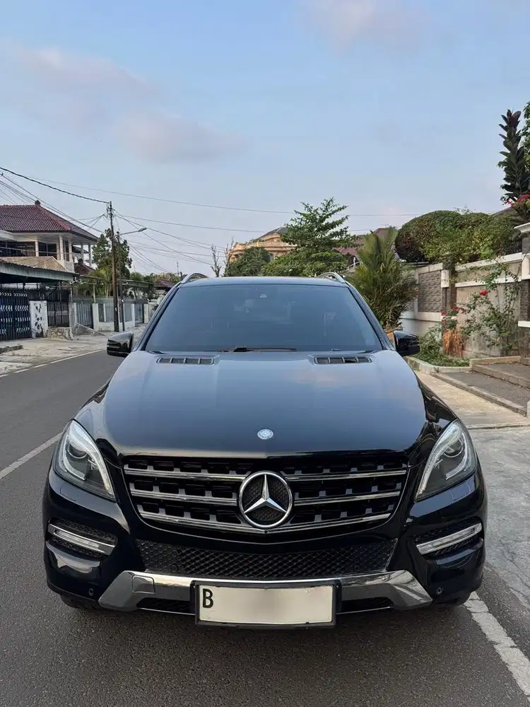 Mercedes-Benz ML350 2012 Bensin