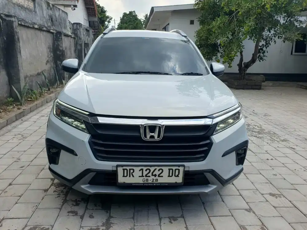 JUAL CEPAT BR-V E CVT 2023