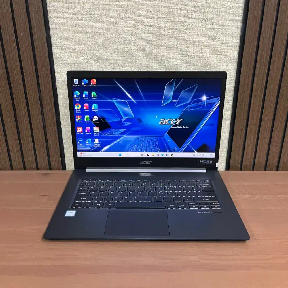 Acer Travelmate X514-51 | Core i7 Gen 8 8565U | Laptop Slim Ringan