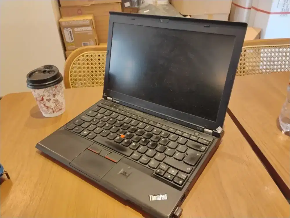 Lenovo x230 i5 tinggal pakai