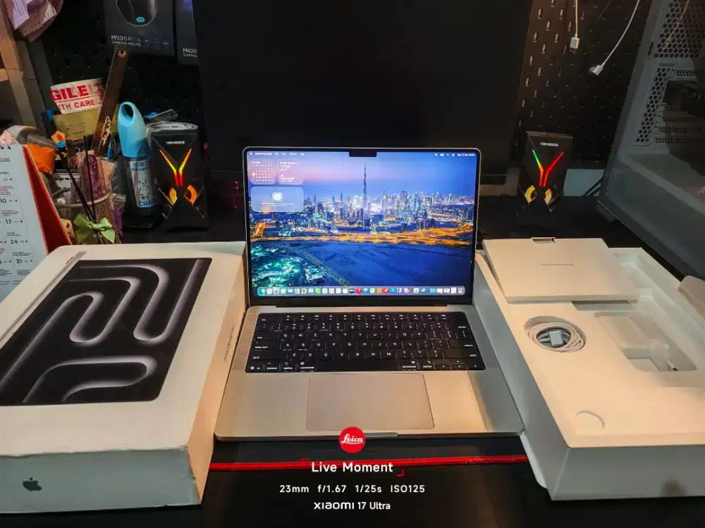 MACBOOK PRO M5 24GB 1TB ID/A RESMI INDO BNOB FULLSET
