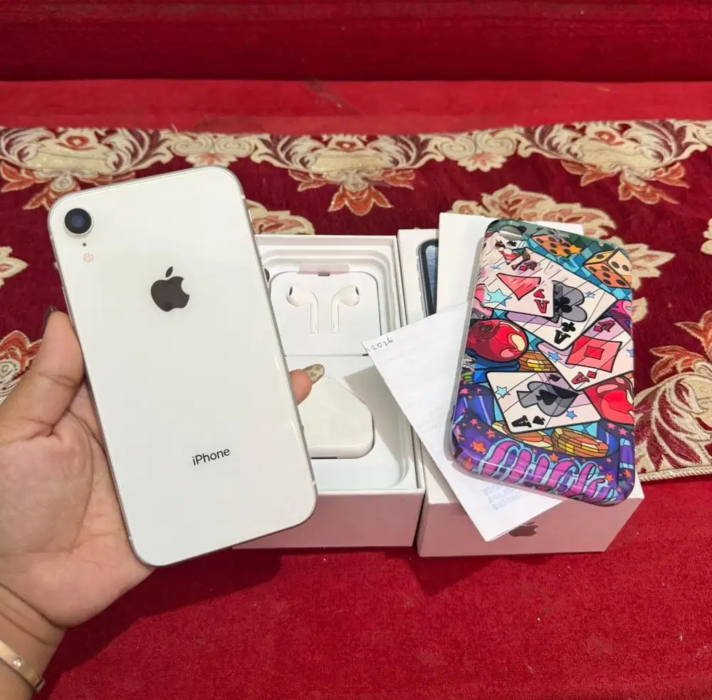 Iphone Xr 64gb Fullset Nominus