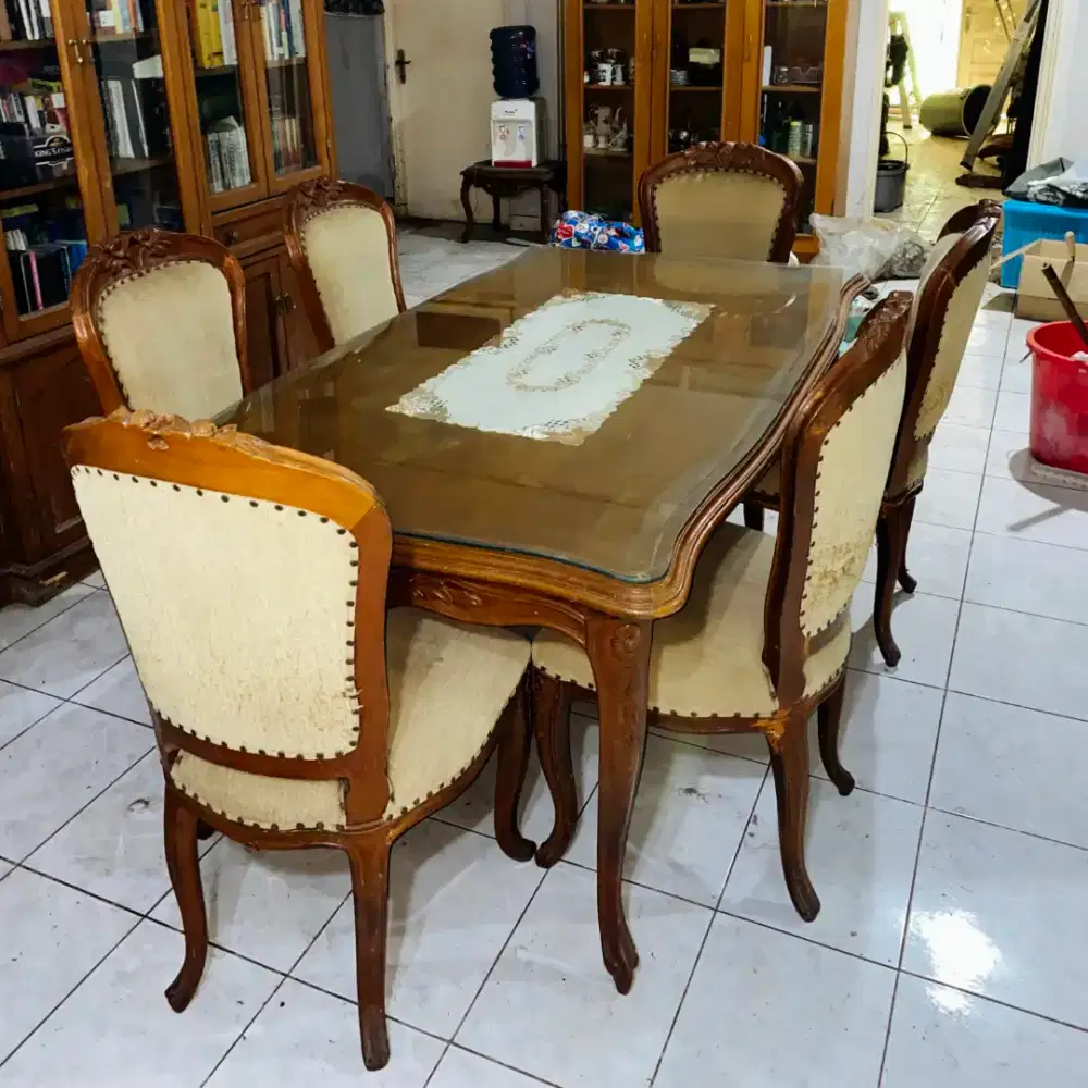 Set Meja Makan Kayu Jati Antik 6 Kursi