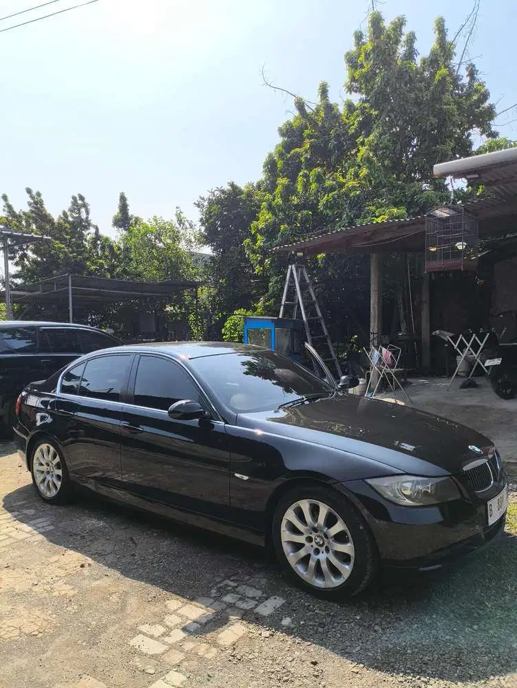 BMW 325i 2006 Bensin