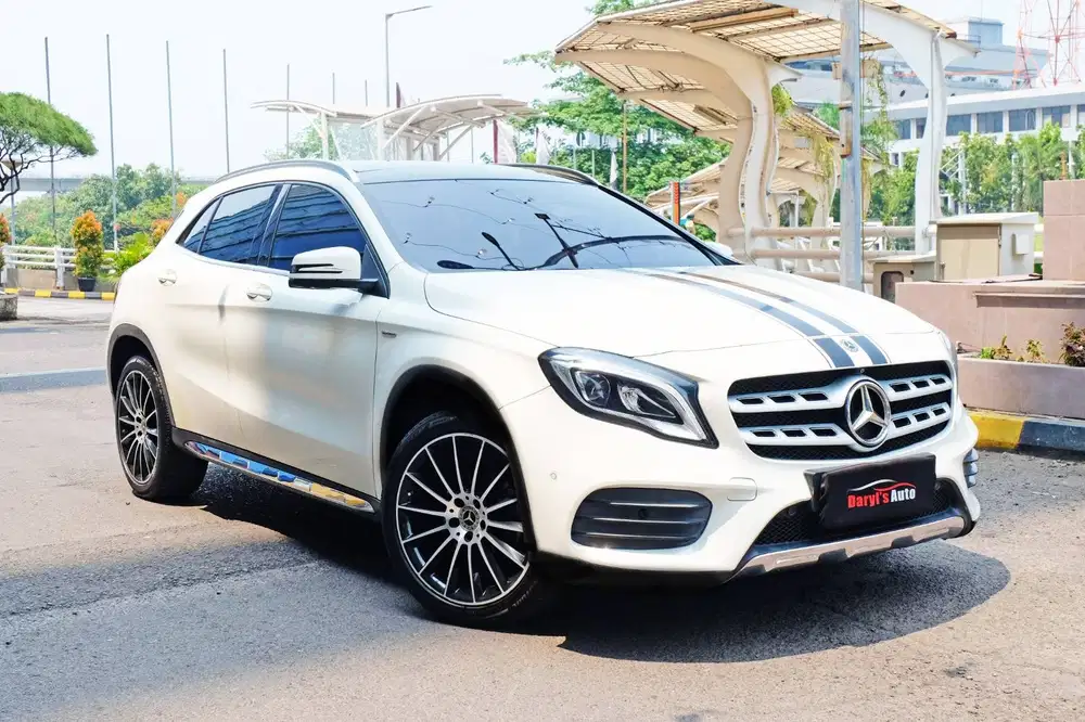 Dp 78 Juta Mercedes Benz GLA 200 AMG Line Edition 2017 Limited