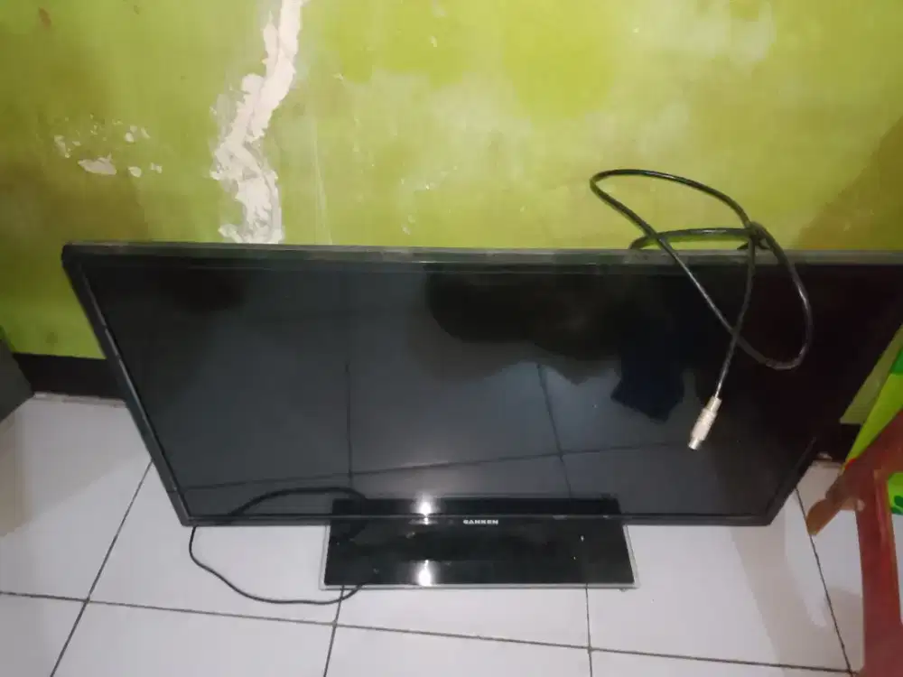 Tv mati cuman ganti black Lit masih ada suara