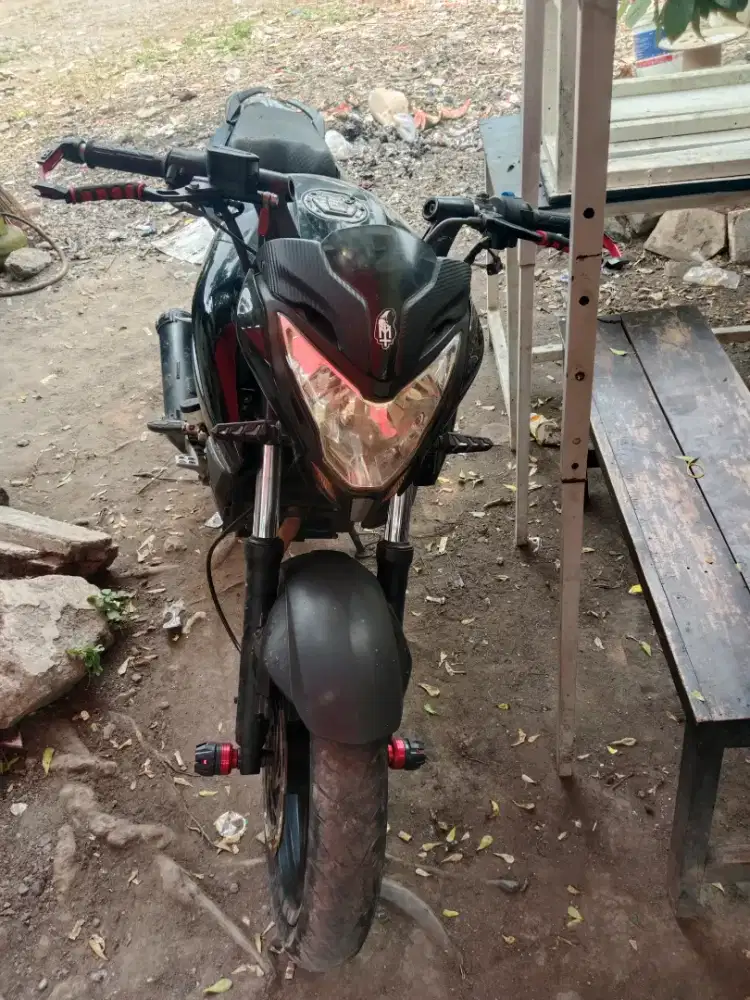 Kawasaki Pulsar 200ns / NS200 bt/tt Matic