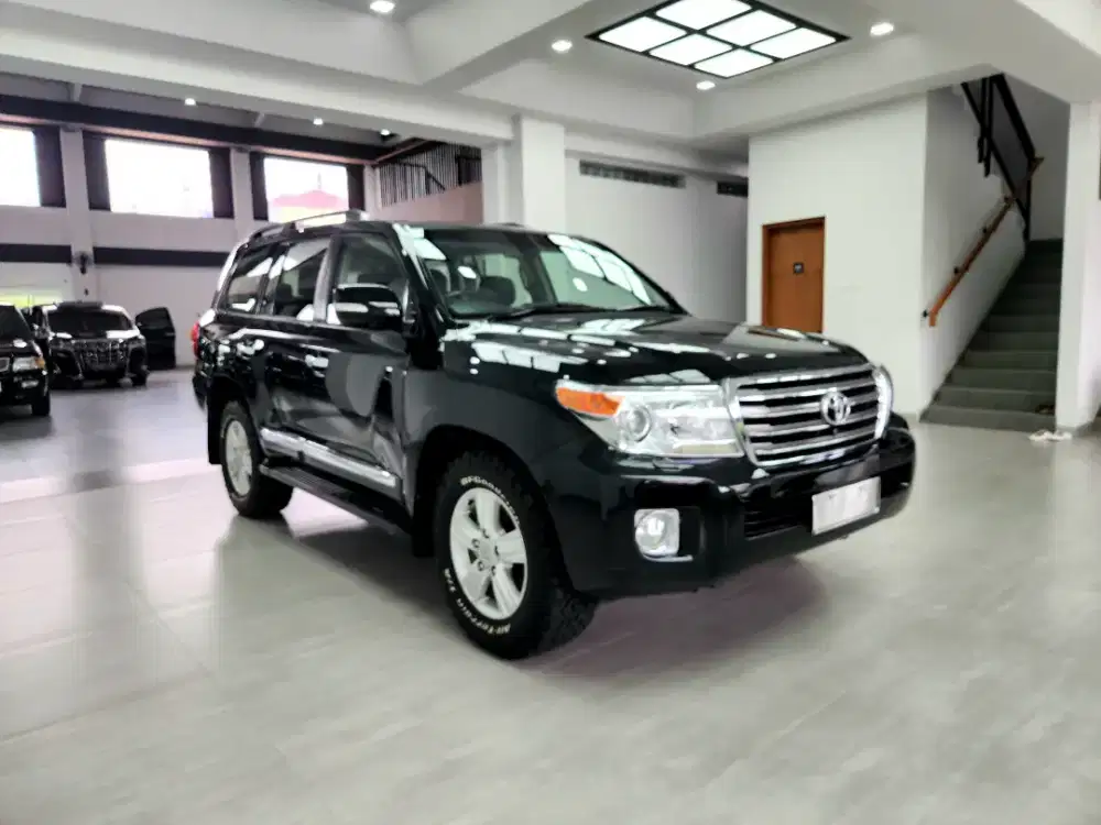 LANDCRUISER 200 4.5D Full Option ATPM 2012 Antik