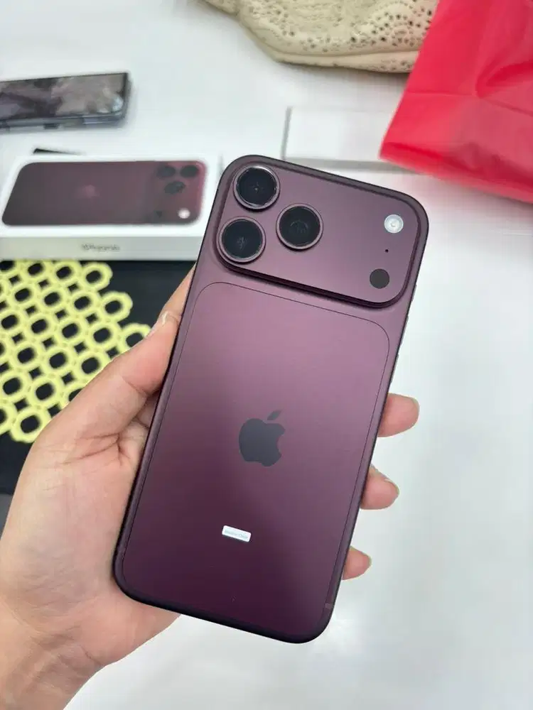 CICILAN IPHONE 18 pro Max 256 GB PROMO BUNGA 0%