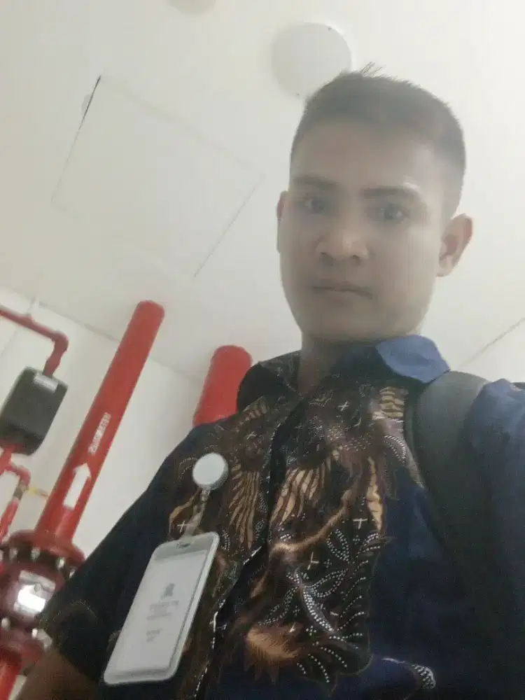 SEDANG BUTUH PEKERJAAN SEBAGAI DRIVER PRIBADI