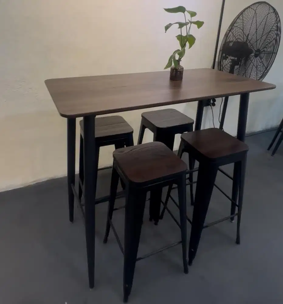 Meja kursi bar informa