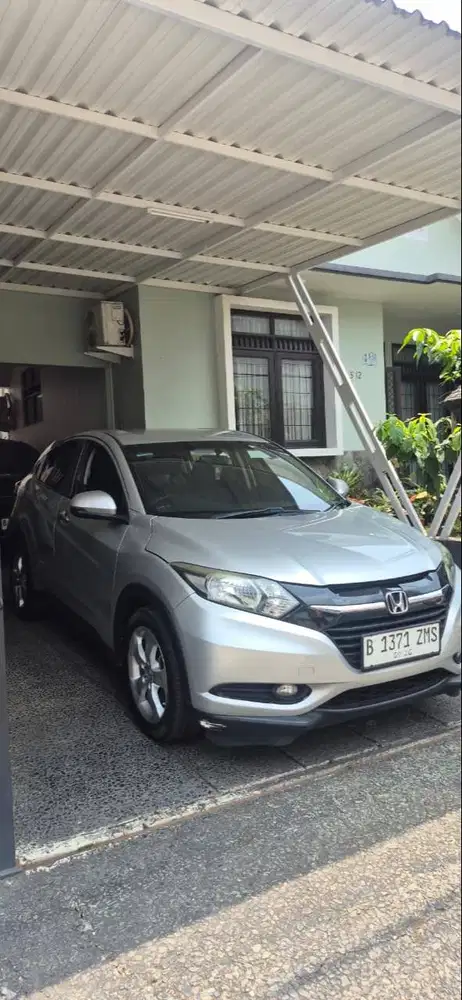 Dijual Honda HRV tipe E Matic (2015)