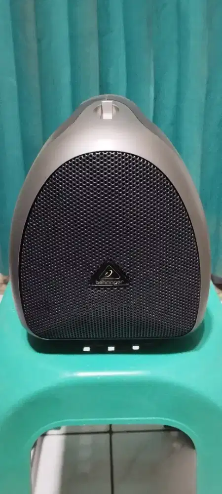 Beharinger HPA 40 Speaker Portabel