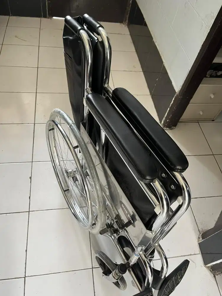 ONEMED Kursi Roda GWS 809