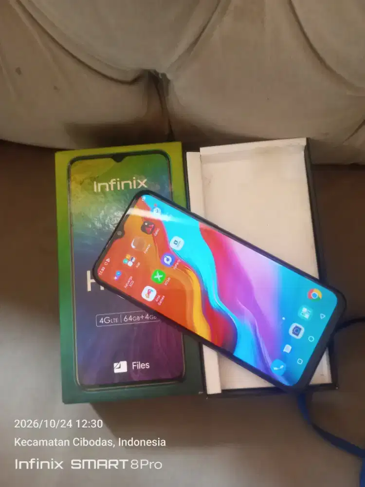 Infinik hot 8 4/64 lengkap