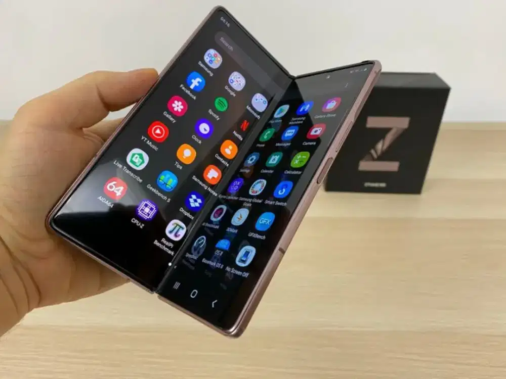 Samsung z fold 2