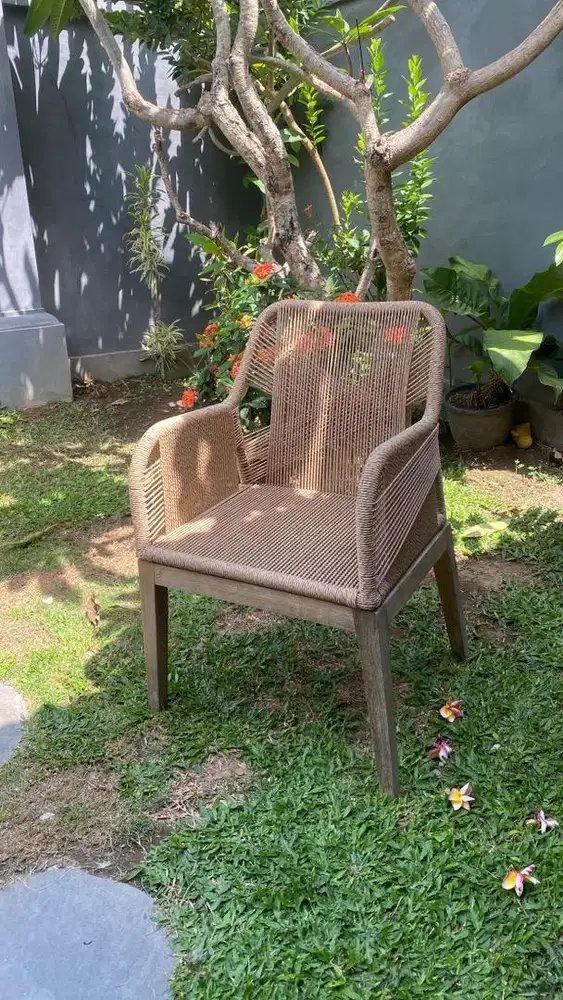 Kursi Taman Rotan 750rb