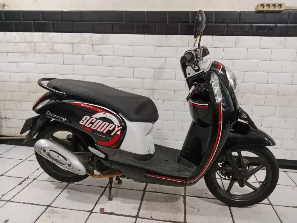 Honda scoopy esp tahun 2017 jos