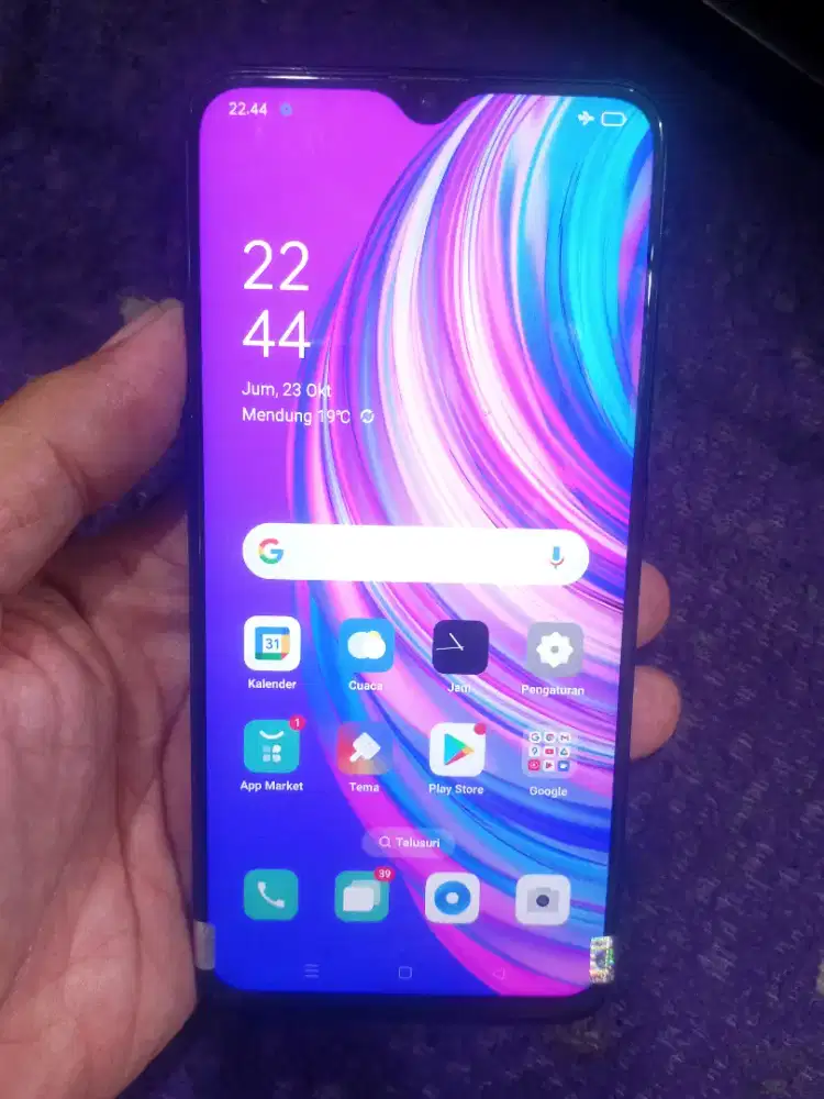 Oppo F11  4 128  Normal  Resmi OPPO