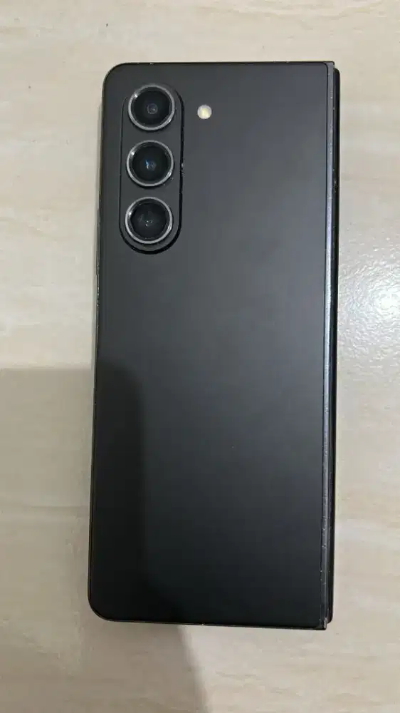 Dijual samsung Zfold 5 11jt nego bebas