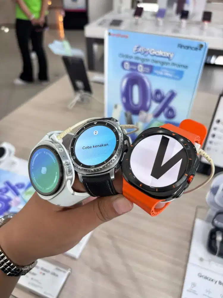 SAMSUNG WATCH 8