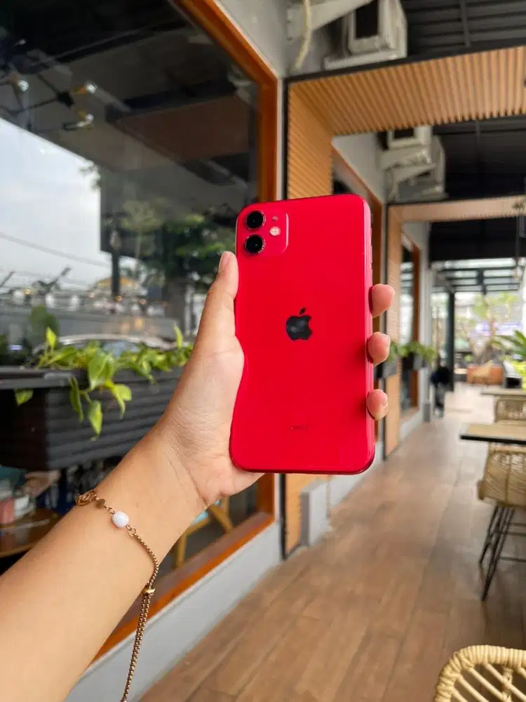 IPHONE 11 128 RED (-) SECOND ORIGINAL SINYAL PERMANEN ALL OPERATOR