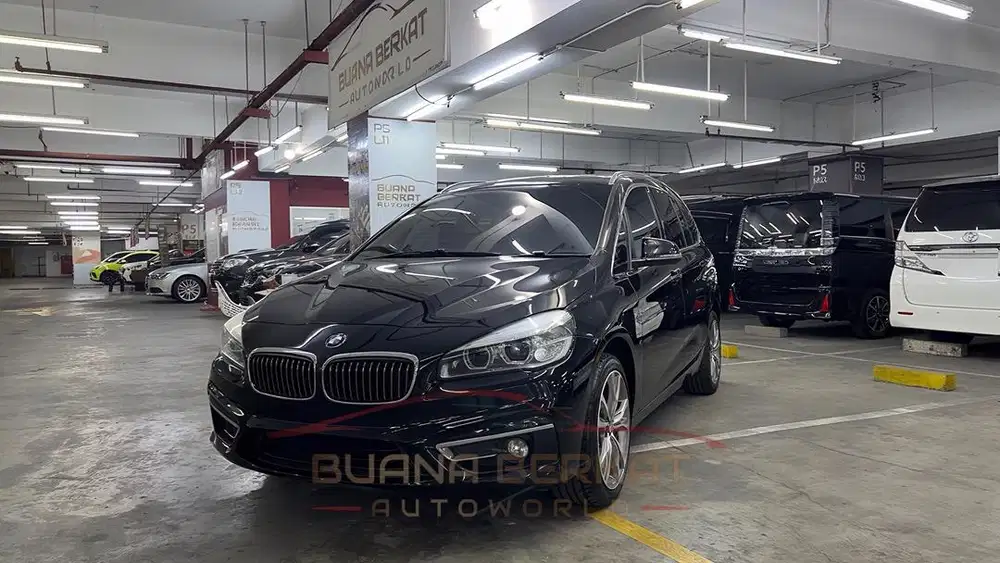 BMW 218i GT Gran Tourer 2015