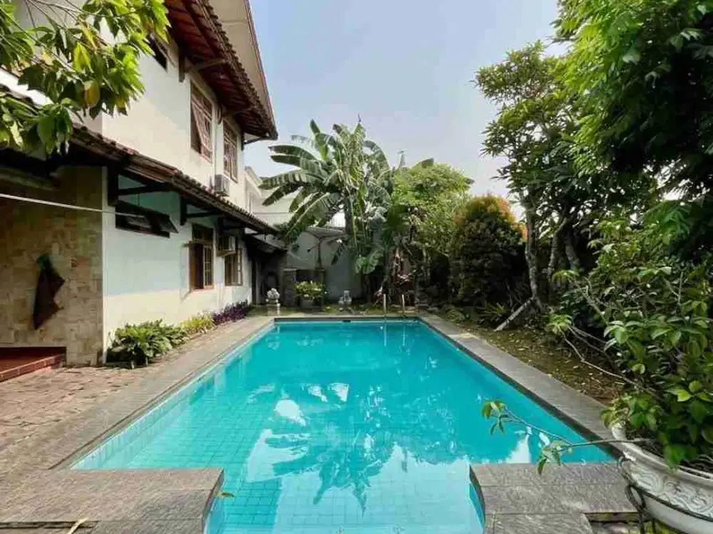 NICE HOUSE PRIVATE POOL DI PEJATEN JAKARTA SELATAN