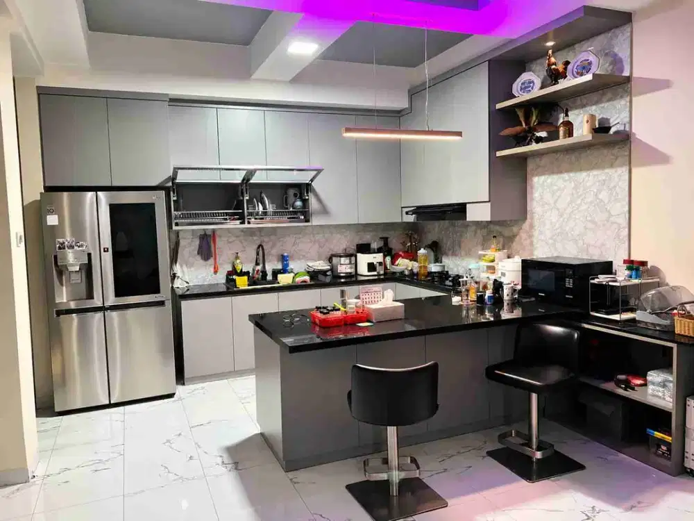 RUMAH PREMIUM 3 LANTAI TAMAN RATU RAYA JAKARTA BARAT – LT 160 M, HADAP TIMUR