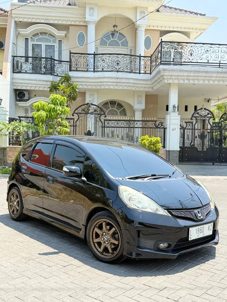 Honda Jazz RS 2011 Facelift Matic Istimewa