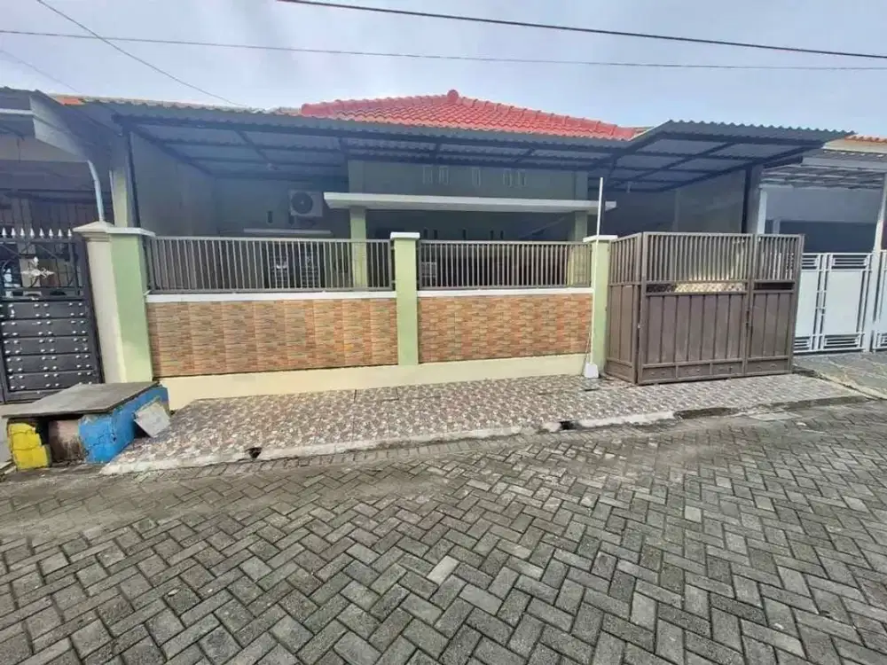 RUNGKUT MENANGGAL SELATAN SEMI FURNISH TERAWAT