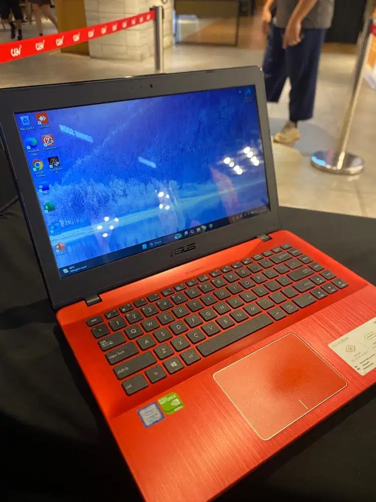 LAPTOP ASUS VIVOBOOK A442U