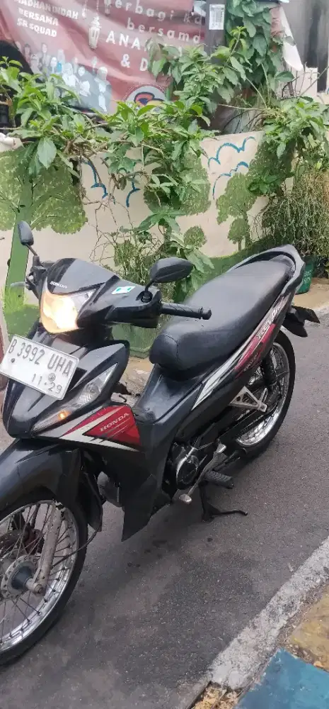 Jual revo injeksen 2014 pajk masi hidp ss lengkp dki mesin standar