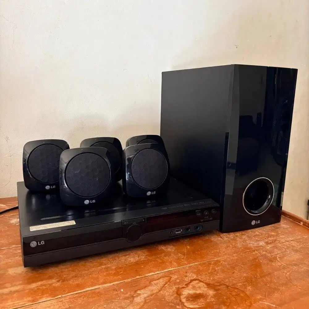 Home Theater System Merek LG