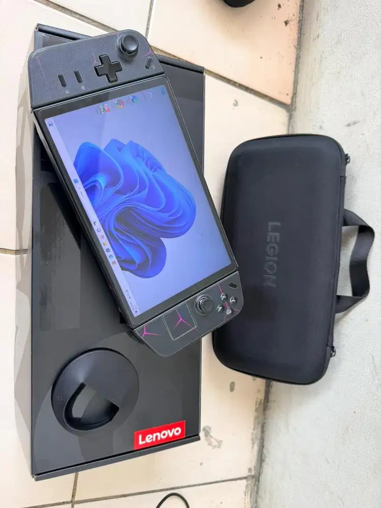 Lenovo Legion GO Z1 Extreme 16/512gb Garansi Aktif Des 2026