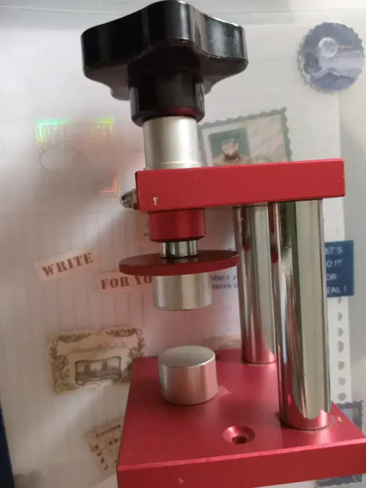 Alat press putar alat press tutup jam tangan bezel keramikkaca kristal