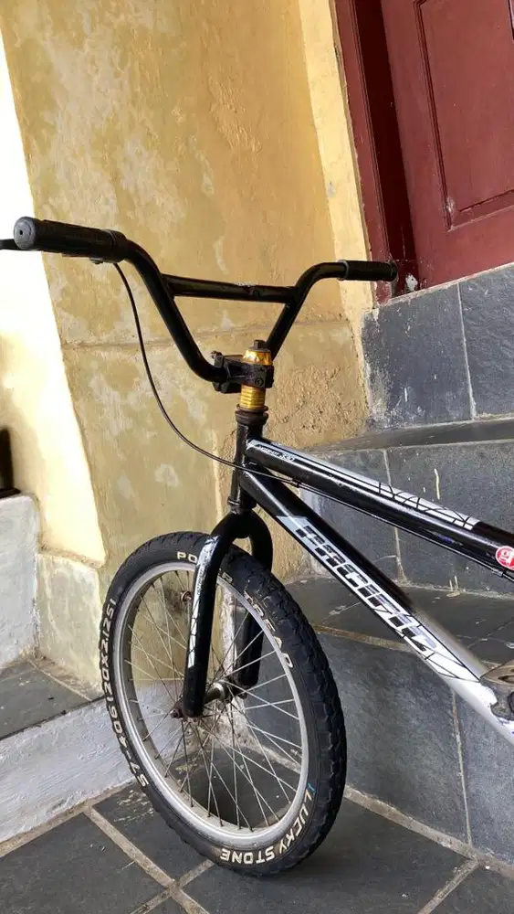 Sepeda bmx pacific