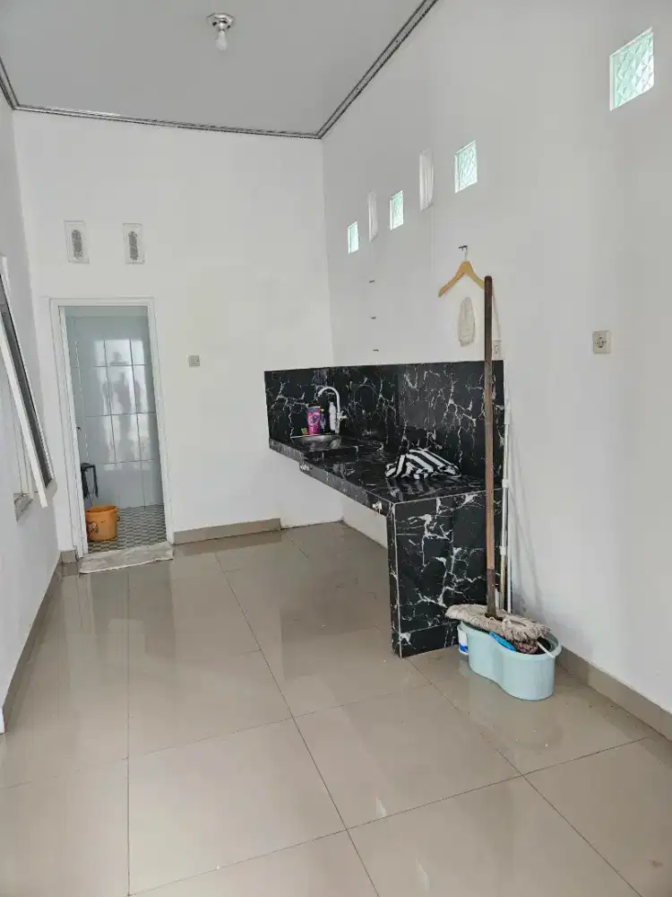 Disewakan dan Dijual Rumah Pribadi