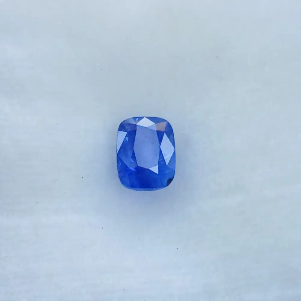 Natural Blue Sapphire Srilanka 1.59 crt