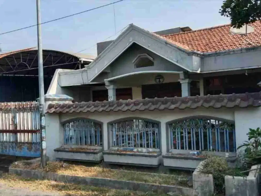 Dijual Murah Rumah di Jalan Tenggilis Surabaya